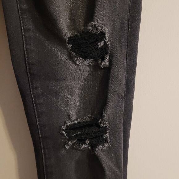 AMERICAN EAGLE Next Level Stretch Skinny Jeans 2 Ripped Black Sydney Sweeney - Picture 11 of 14